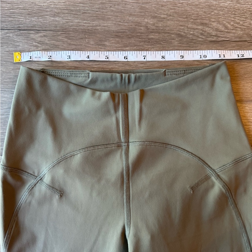 lululemon legging-size 4 - New!